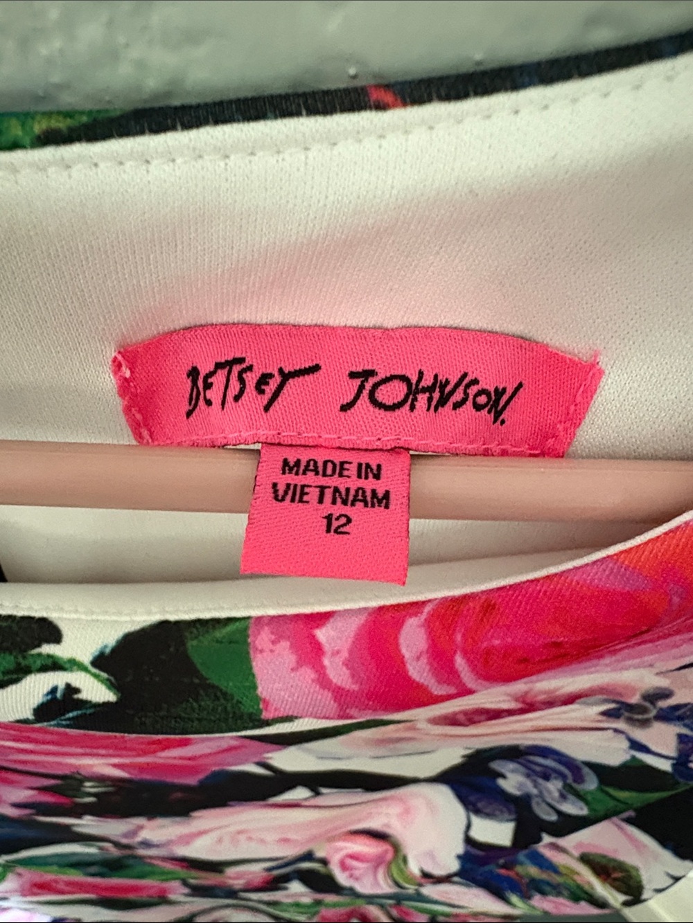 Betsey Johnson White Floral Rose Sheath Midi Dress - Picture 2 of 3